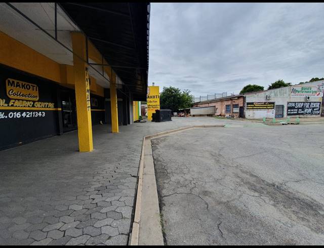 2,000M² RETAIL FOR SALE IN VEREENIGING CENTRAL